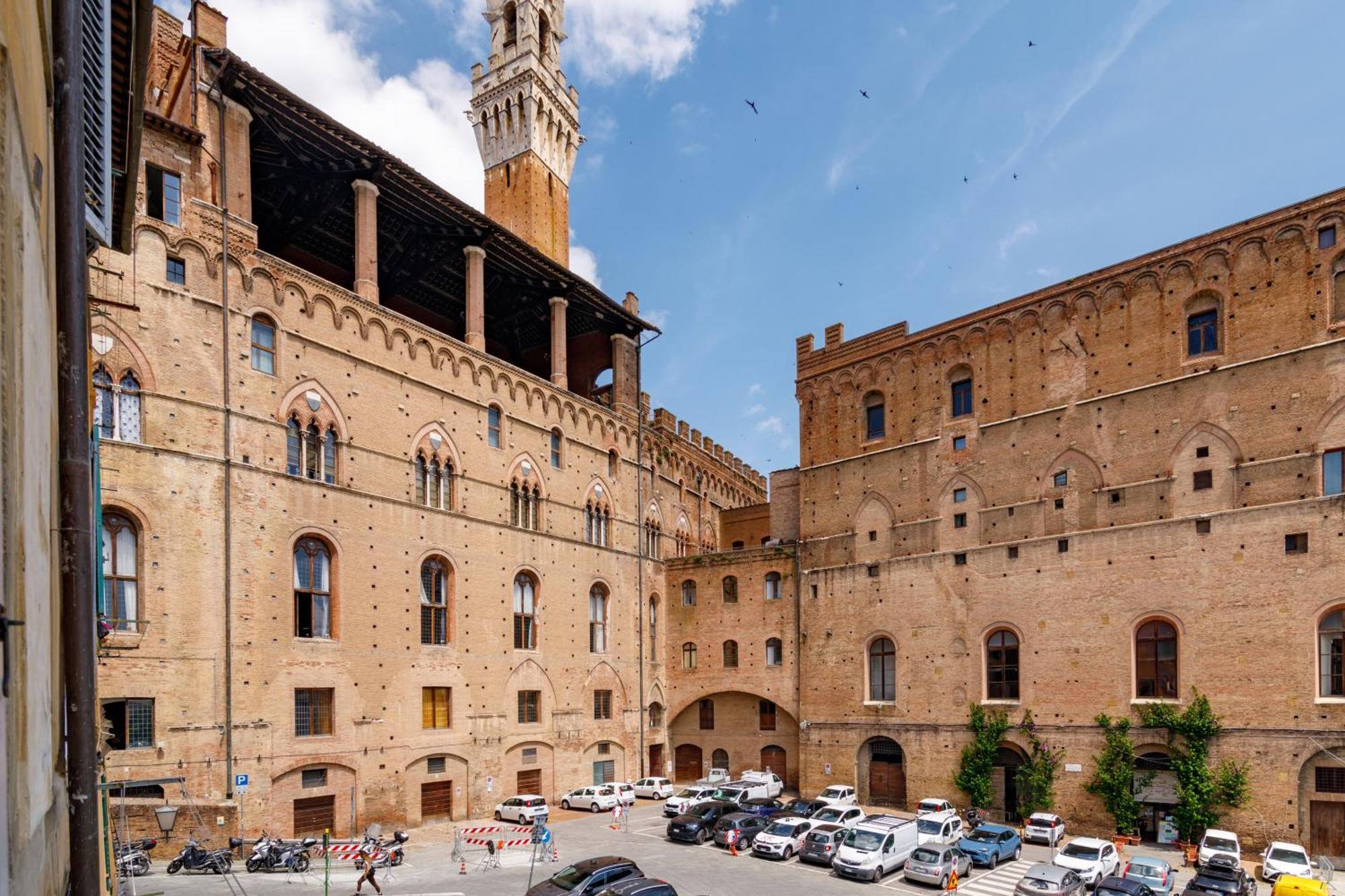 Ferienwohnung Charme Centro Storico Siena Exterior foto