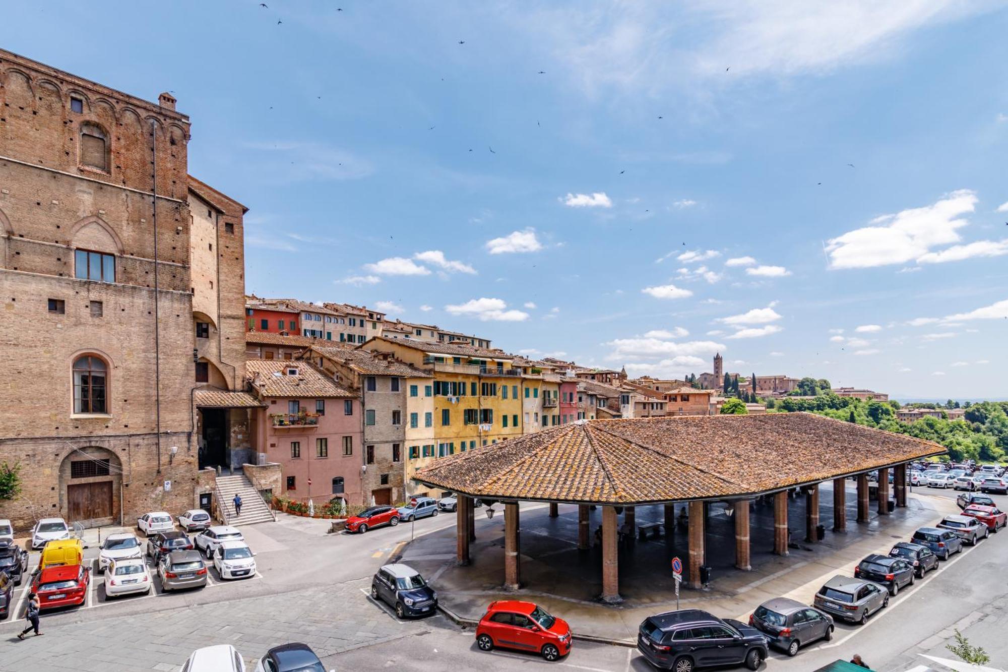 Ferienwohnung Charme Centro Storico Siena Exterior foto