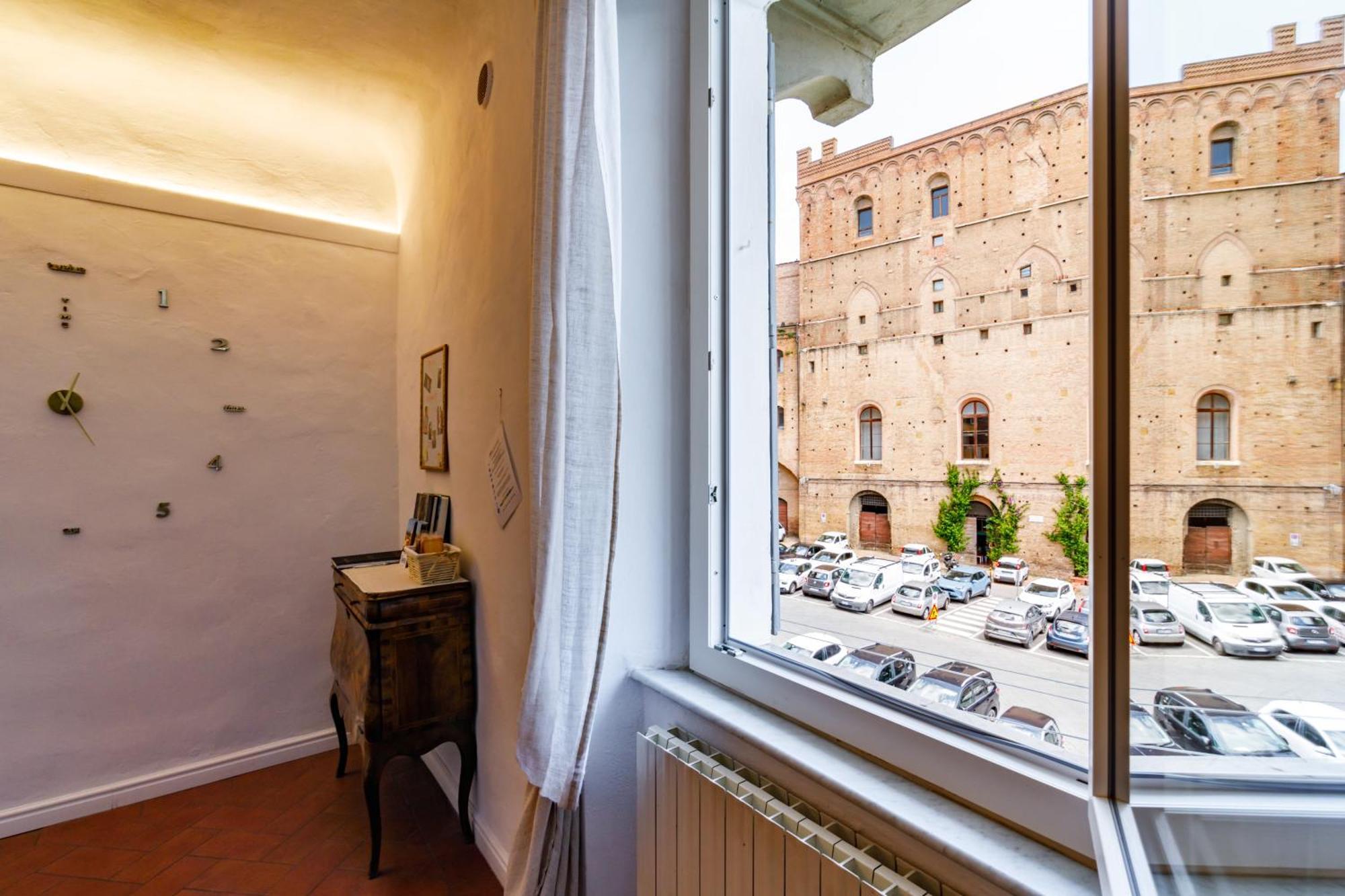 Ferienwohnung Charme Centro Storico Siena Exterior foto